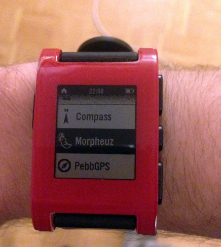 Pebble_Smartwatch_compass_sleeptracker_GPS