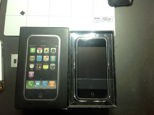 iPhone_2G_Front